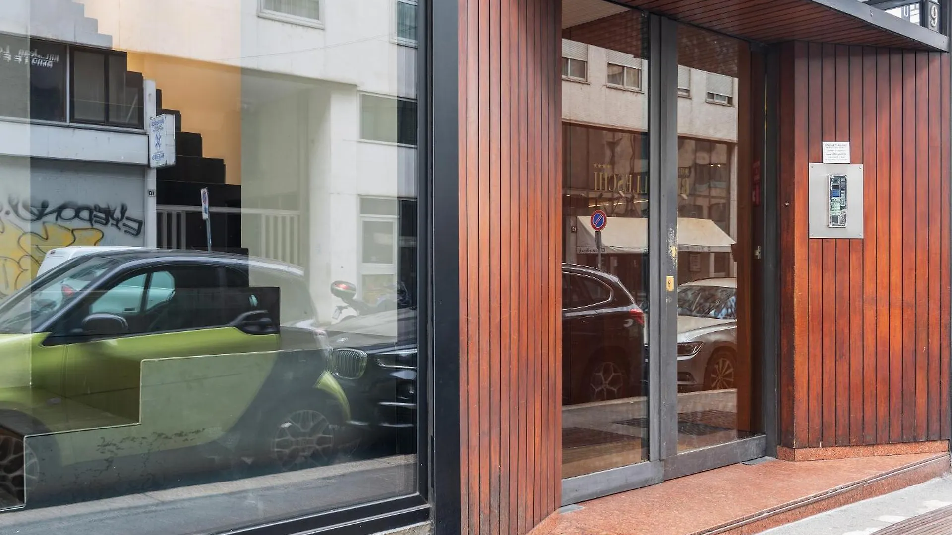 Easyhomes-City Centre Suites Milano Daire