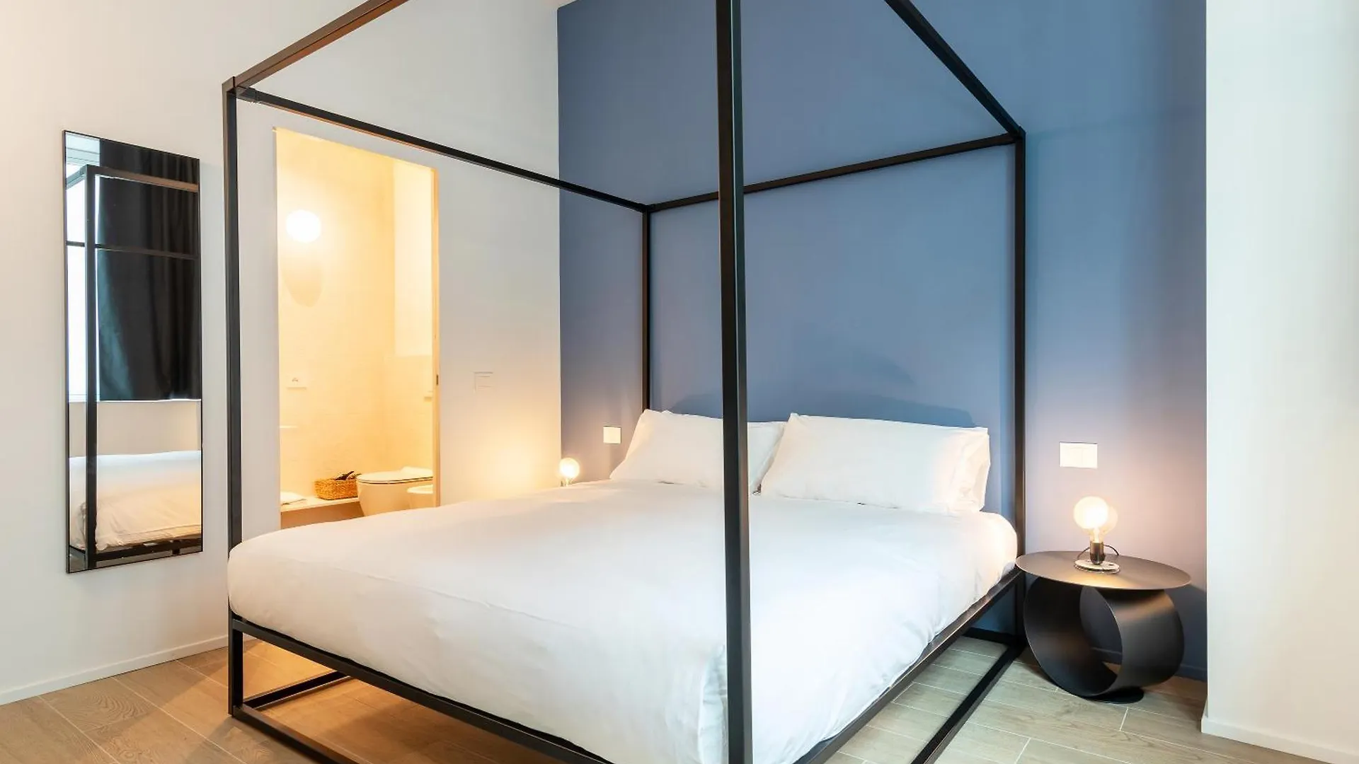 Easyhomes-City Centre Suites Милан